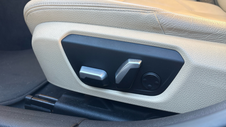 BMW 3 Series 320d Luxury 4dr Step Auto Diesel Saloon